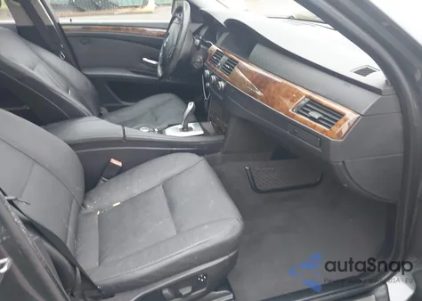 2010 BMW 528I xDrive from USA, damaged, VIN WBANV1C59AC389433